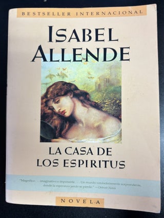 Item #11841 La Casa De Los Espiritus. Isabel Allende