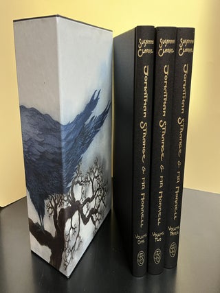 Item #7445 Jonathan Strange & Mr Norrell. Susanna Clarke, Neil Gaiman, Introduction