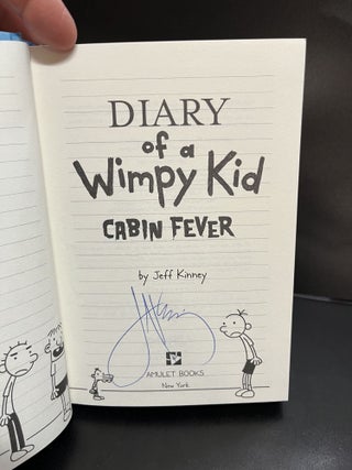 Cabin Fever (Diary of a Wimpy Kid, Book 6)
