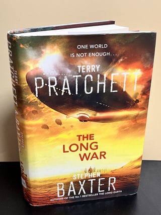 Item #8989 The Long War. Terry Pratchett, Stephen Baxter